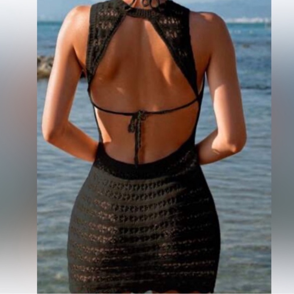 New black backless knit  beach cover up - Picture 3 of 4